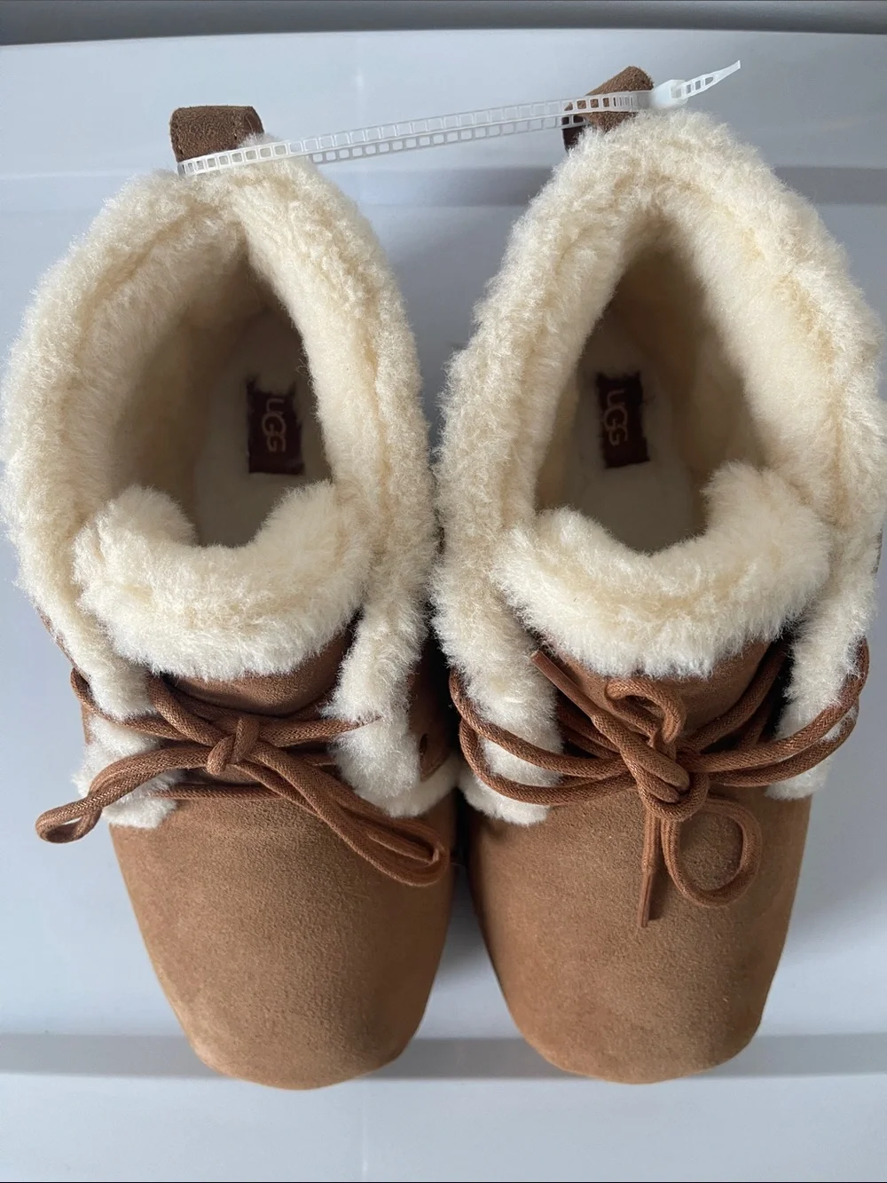 UGG warm chestnut
